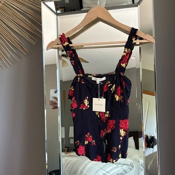 Favorite Daughter Xs floral top NWT - Picture 3 of 5